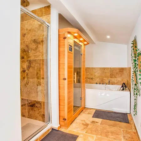 Hotel La Casa Elisa Family Town House Caen