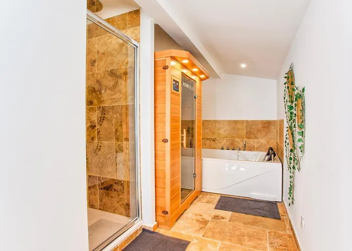 Hotel La Casa Elisa Family Town House Caen